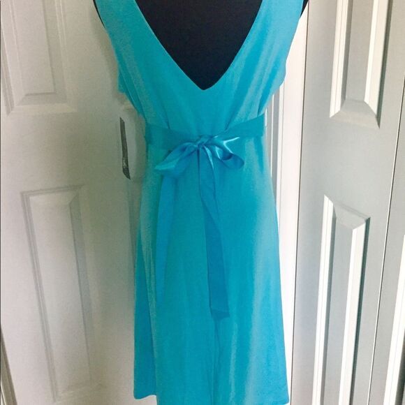 Beautiful new dress by Scarlett Nite size 12 - Picture 2 of 3